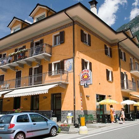 Affittacamere Ca' Fattorini Baceno Buitenkant foto